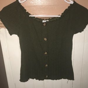 Semi-crop army green top